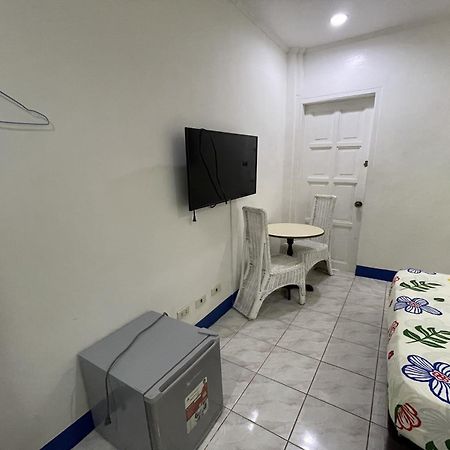 Casa De Praxides Tourist Inn Palawan Puerto Princesa Buitenkant foto