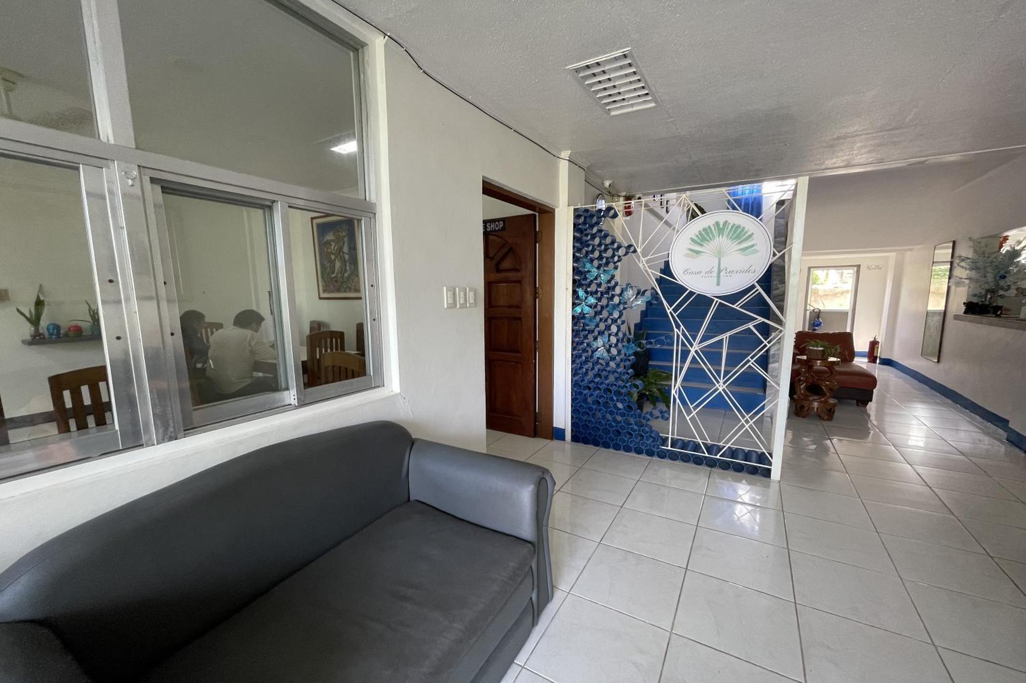 Casa De Praxides Tourist Inn Palawan Puerto Princesa Buitenkant foto